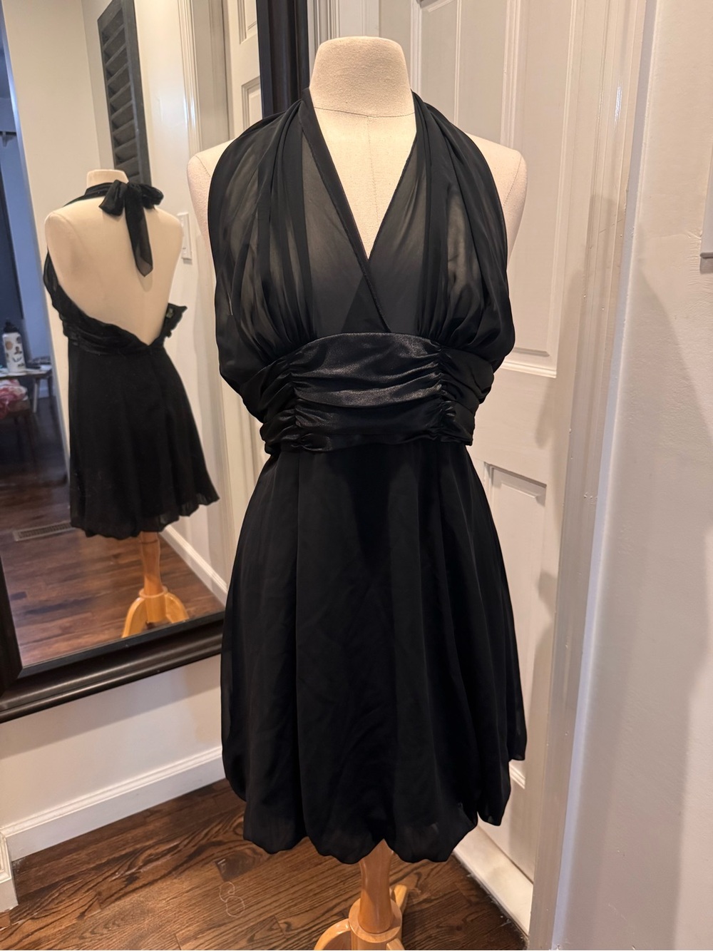 connected apparel Black Backless Halter Cocktail Dress